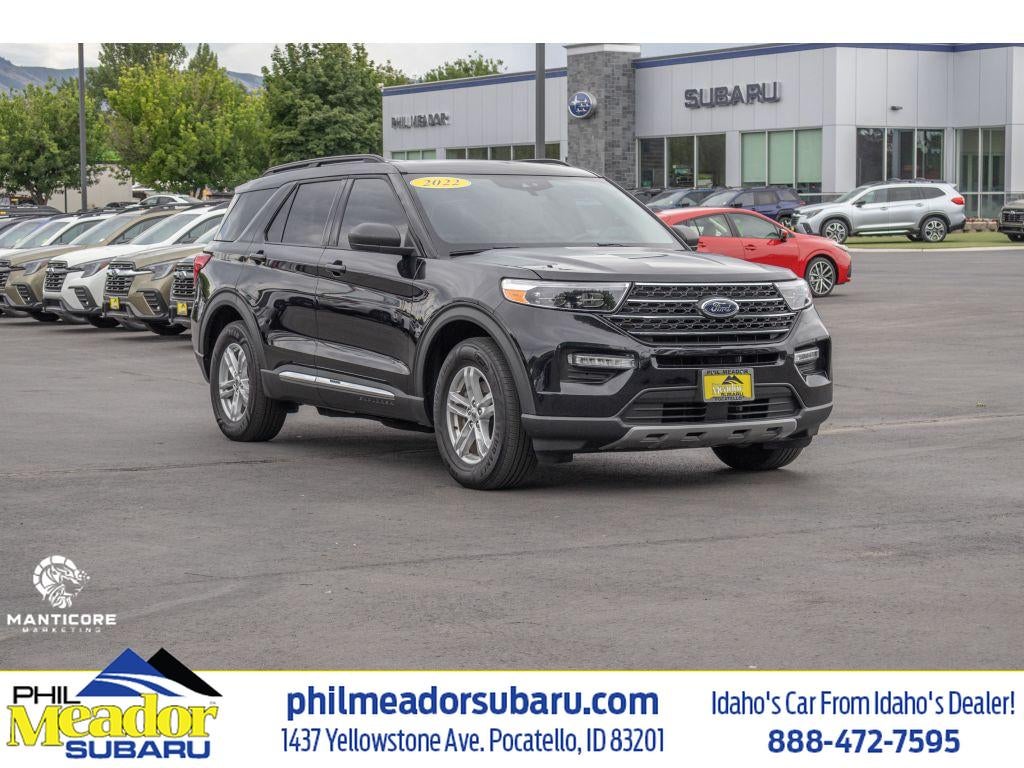 2022 Ford Explorer XLT in Agate Black Metallic — front three-quarter view
