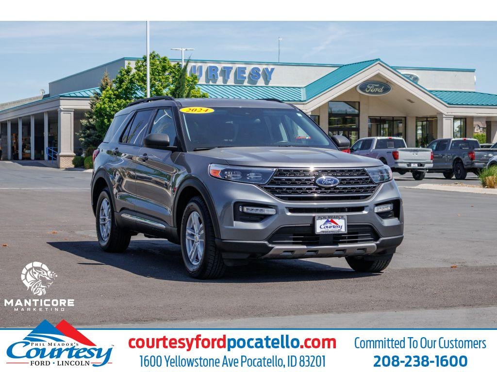 2024 Ford Explorer XLT 202A Package in Gray — front three-quarter view