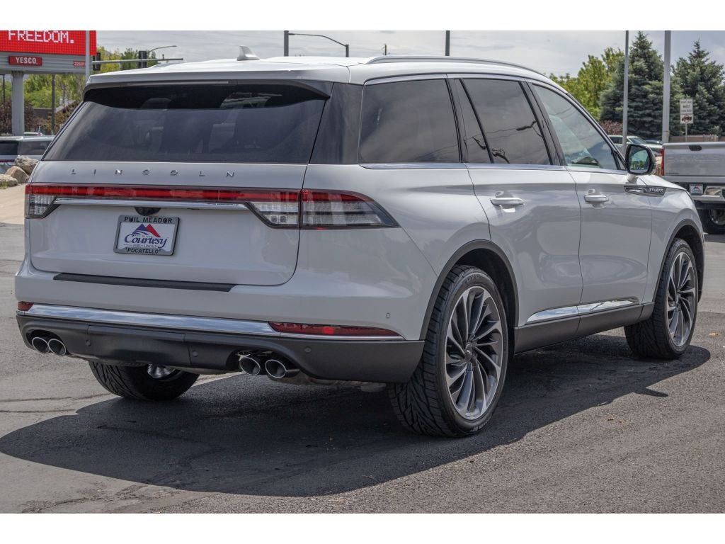 2020 Lincoln Aviator — rear three-quarter view