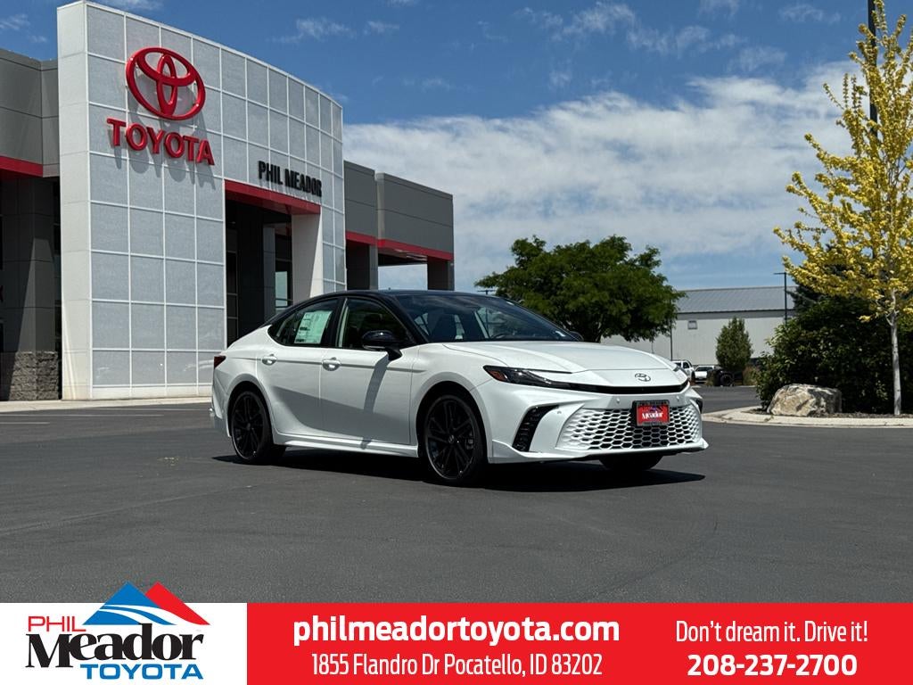 2026 Toyota Camry XSE AWD in Wind Chill Pearl With Midnight Black Metallic Roof <a role='button' class='viewDgDisclaimersButton'...