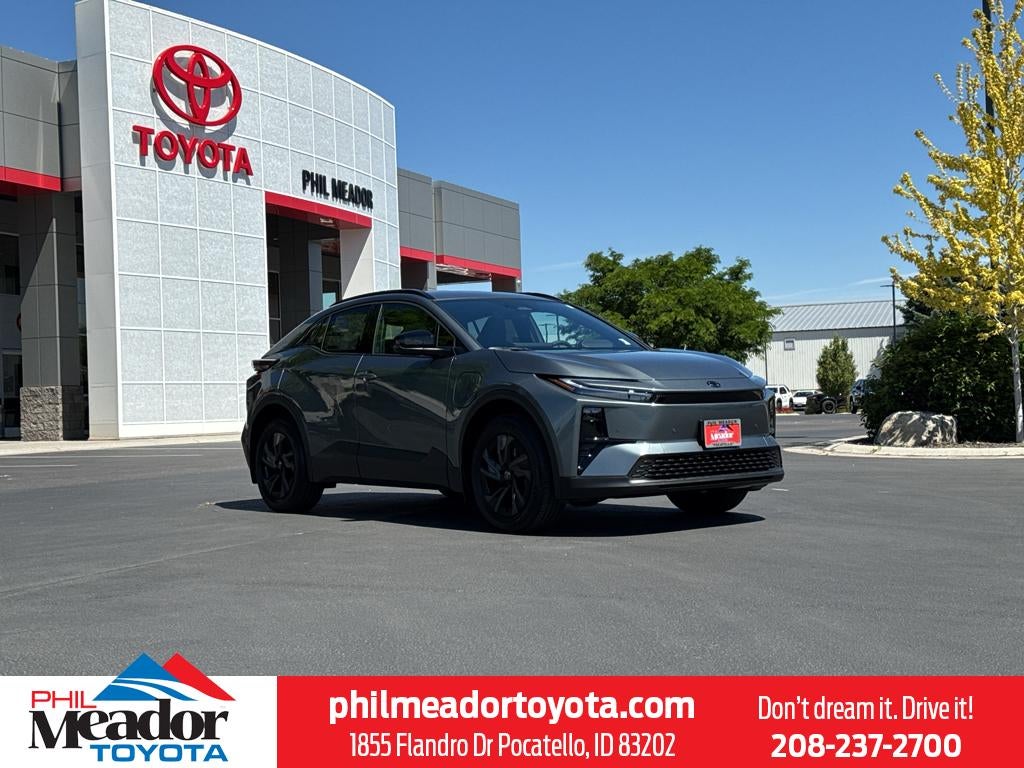 2026 Toyota C-HR SE in Overcast — front three-quarter view
