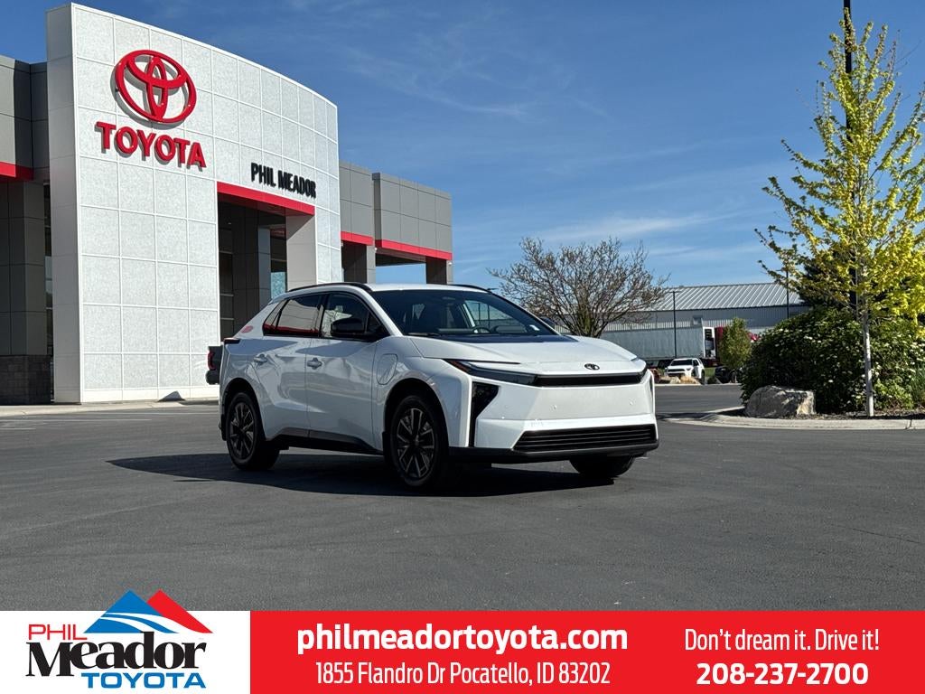 2026 Toyota bZ XLE in Wind Chill Pearl <a role='button' class='viewDgDisclaimersButton' data-toggle='modal'...
